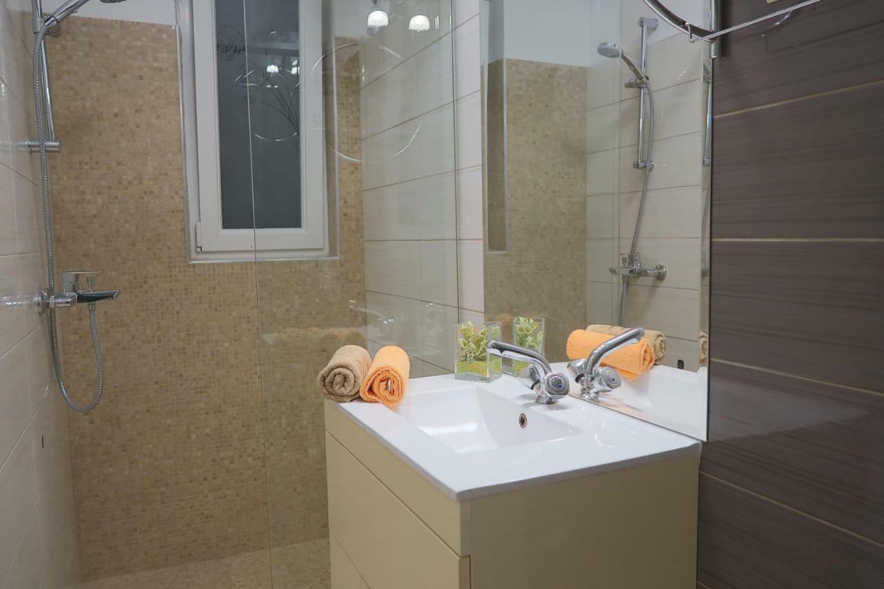 Studio Apartman Mia Stobrec Ngoại thất bức ảnh