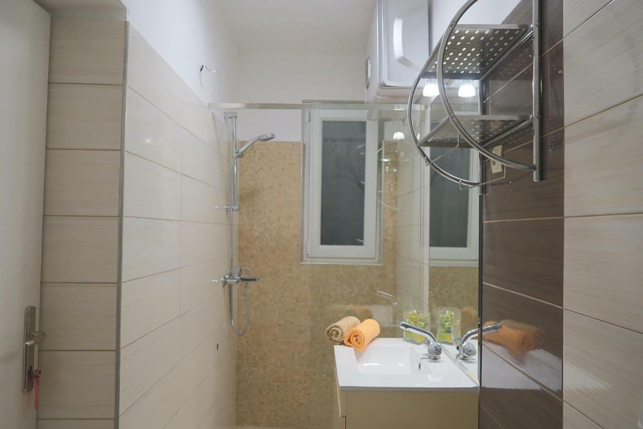 Studio Apartman Mia Stobrec Ngoại thất bức ảnh